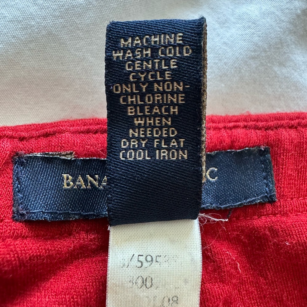 Fuchsia & Dark red sleeveless tops - Picture 7 of 7